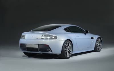 Aston-Martin_004007.jpg